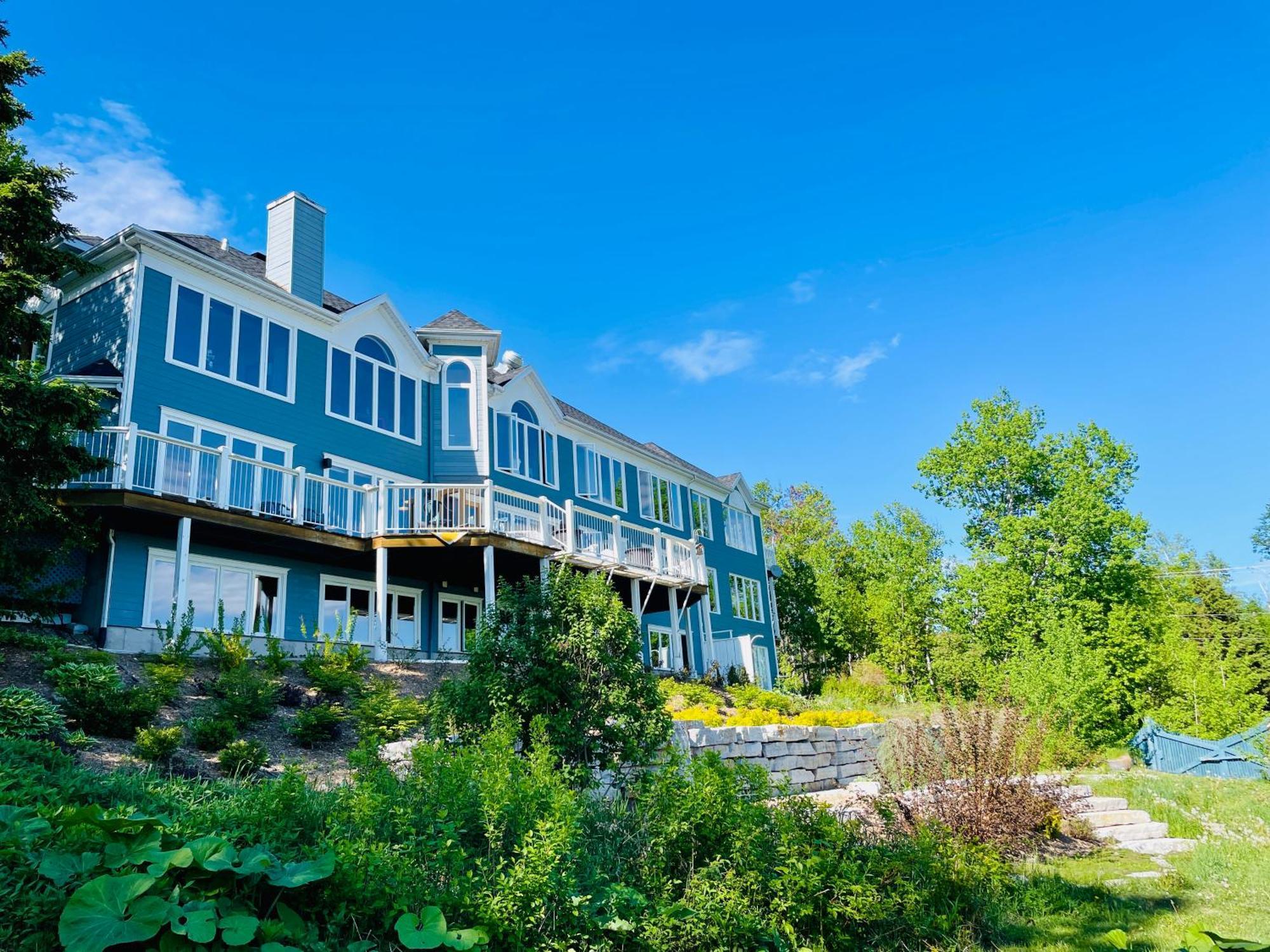 Hotel Auberge Cap Aux Corbeaux Baie-Saint-Paul Exterior foto